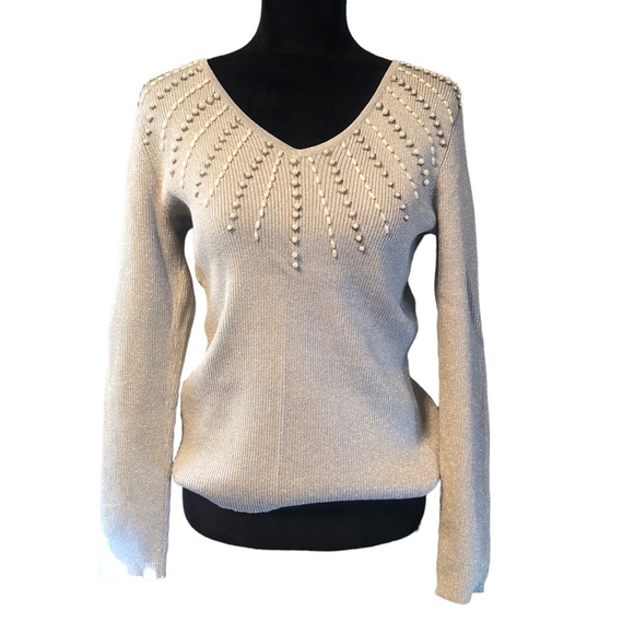 Cable & Gauge Silver Studded & Pearl Sweater size Large - Picture 4 of 8